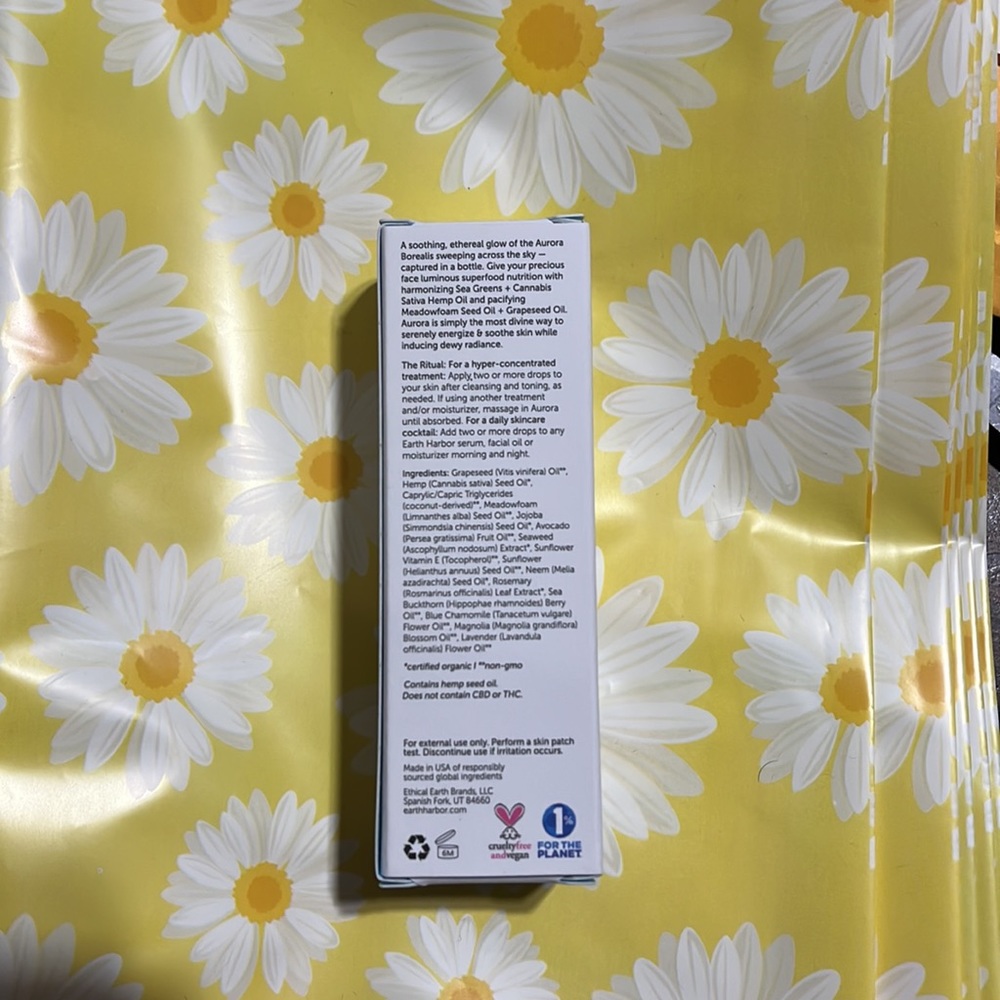 Earth Harbor- Aurora Superfood luminance ampoule NEW - Picture 4 of 5
